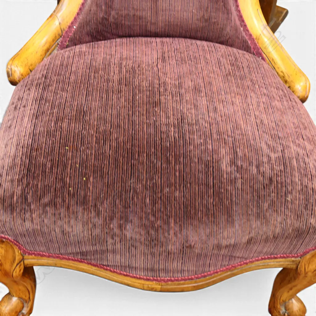 VICTORIAN GRANDMOTHERS CHAIR  Image 1++