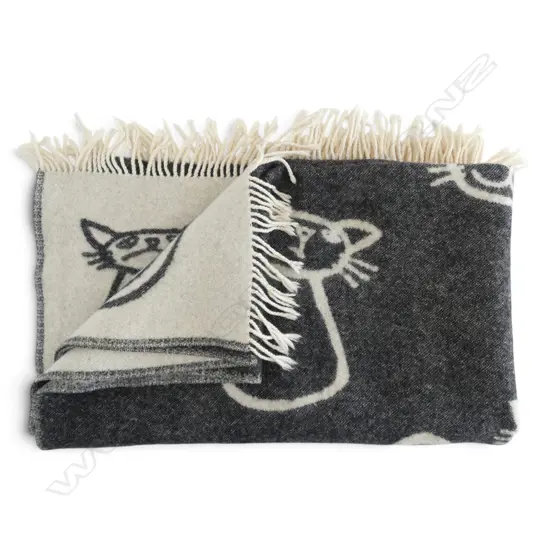 NZ WOOL THROW BLANKET WITH CATS, MADE IN SCANDINAVIA,1700 x 1250MM