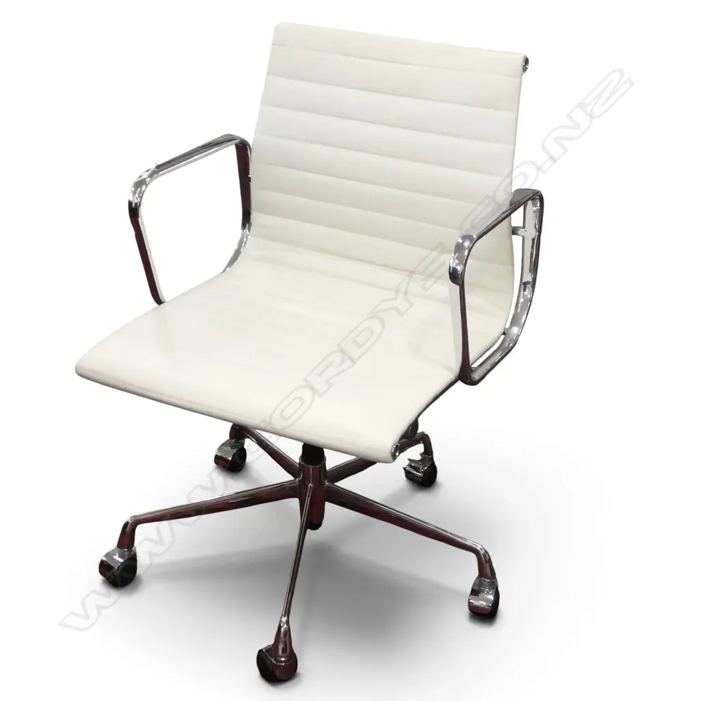 WHITE EAMES STYLE OFFICE CHAIR Image 1++