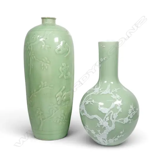 2 ORIENTAL CELADON VASES H.390, 310mm