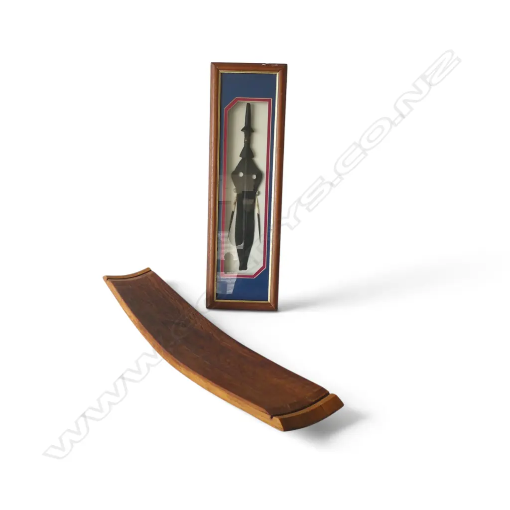 FRAMED TRIBAL DAGGER L.520mm + WINE BARREL CHEESE BOARD L.930mm Image 1++