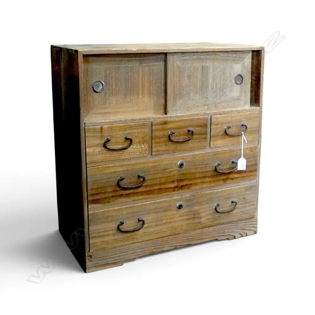 VINTAGE JAPANESE SMALL WOODEN TANSU CHEST. H.570mm Image 1++