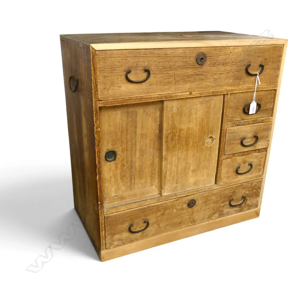 VINTAGE JAPANESE SMALL WOODEN TANSU CHEST. H.575mm Image 1++