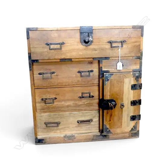 VINTAGE JAPANESE SMALL WOODEN TANSU CHEST. H.575mm