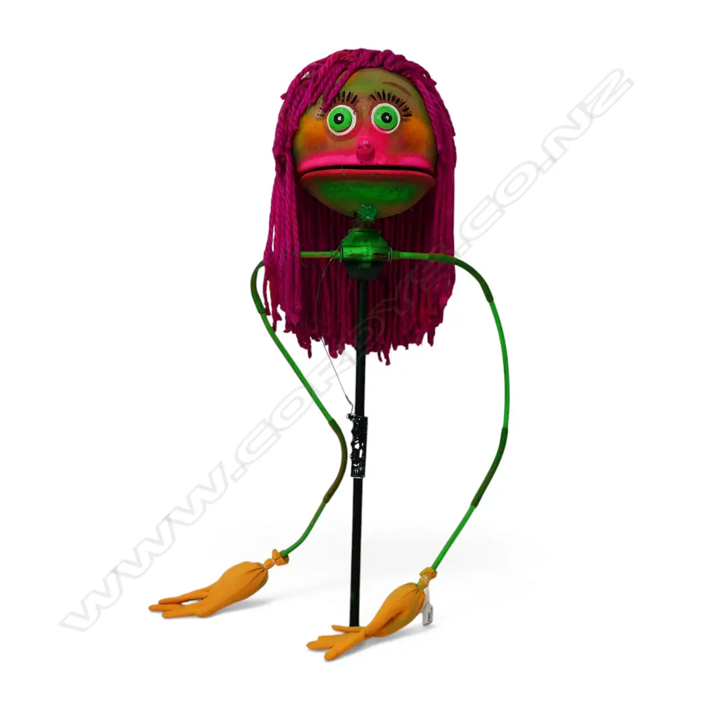 UNIQUE VINTAGE CRAFTSMAN MADE THEATRICAL CIRCUS PUPPET HEAD w. opening mouth H.1000mm Image 1++