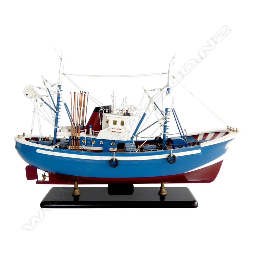 MODEL SHIP 'CARMEN II' L.580mm Image 1++