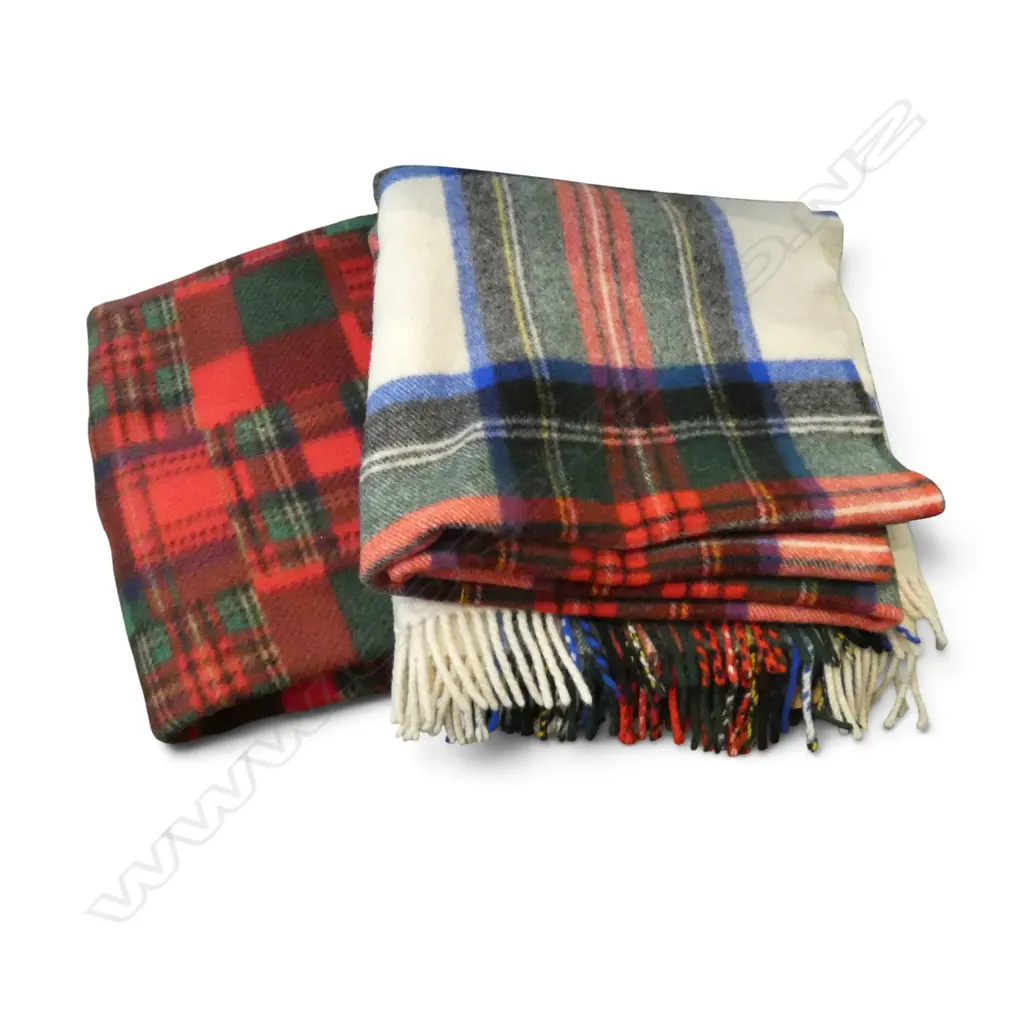 2 BLANKETS; 1 WOOL, 1 ACRYLIC Image 1++
