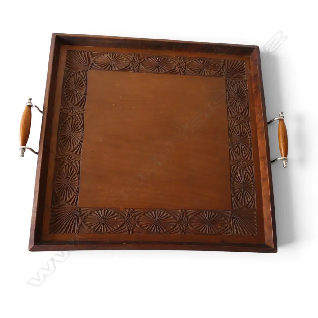 CHIP CARVED TRAY W.540mm Image 1++
