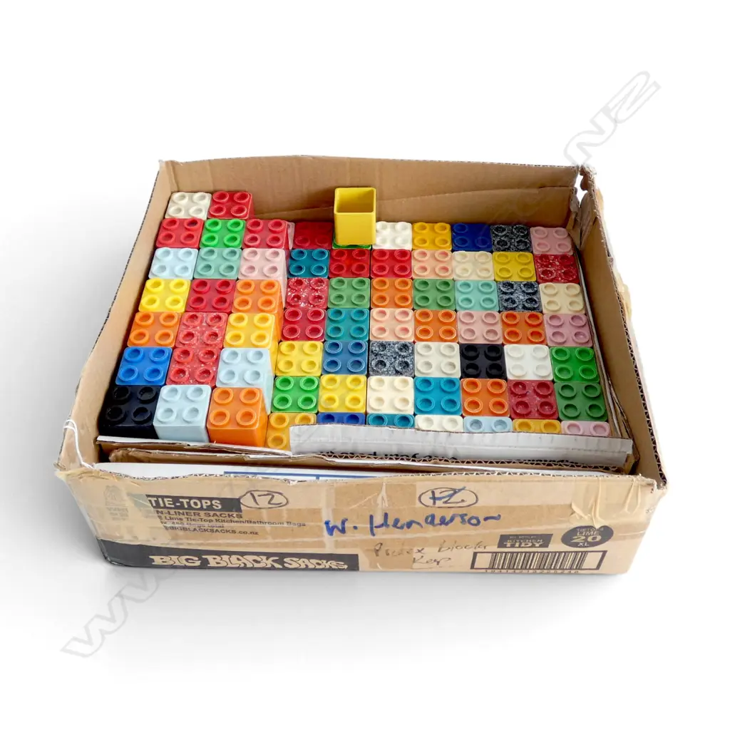 91 BAKELITE & PLASTIC PROTEX BUILDING BLOCKS by CUSTOM MOULDERS Ltd Image 1++