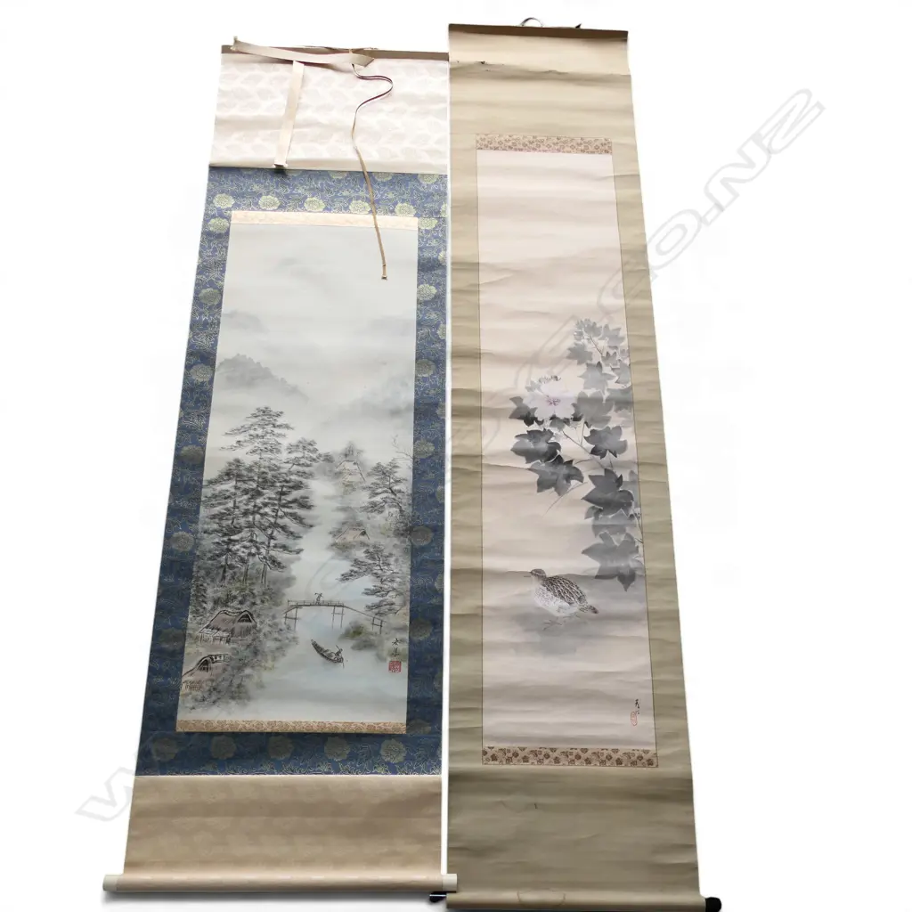 2 ORIENTAL SCROLLS, LIDDED VASE ETC Image 1++