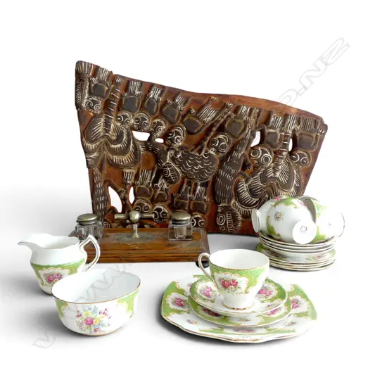 COLLINGWOODS 'CHELSEA' TEA SET (MILK JUG w. HAIRLINES), DESKTOP INK STAND W.300mm, PNG? STORY BOARD 390x600mm
