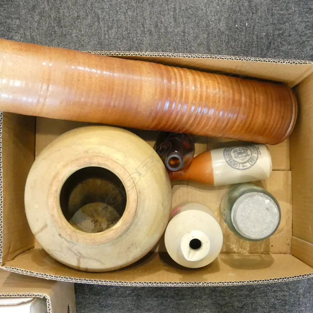 2 POTTERY VASES + 4 OTHER VESSELS H.600mm Image 1++