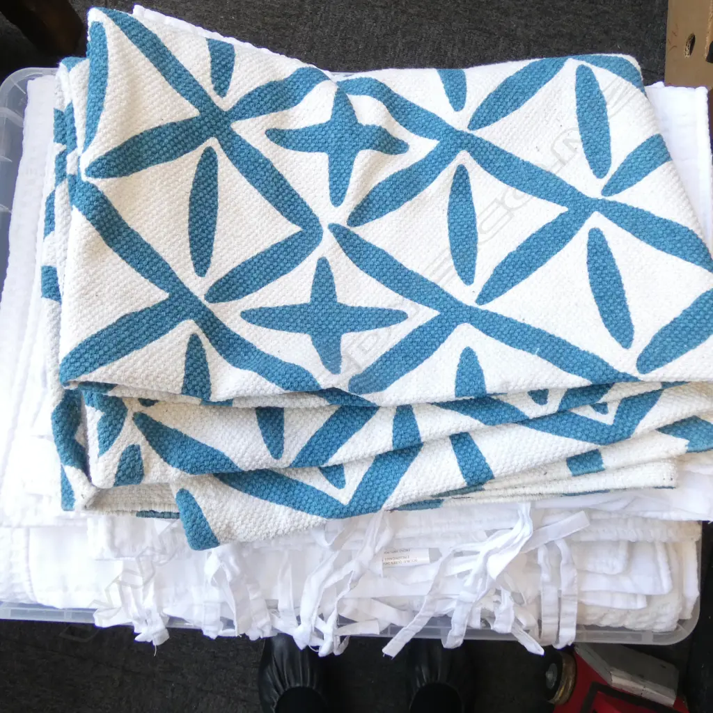 ASST. LINENS, RUGS ETC Image 1++