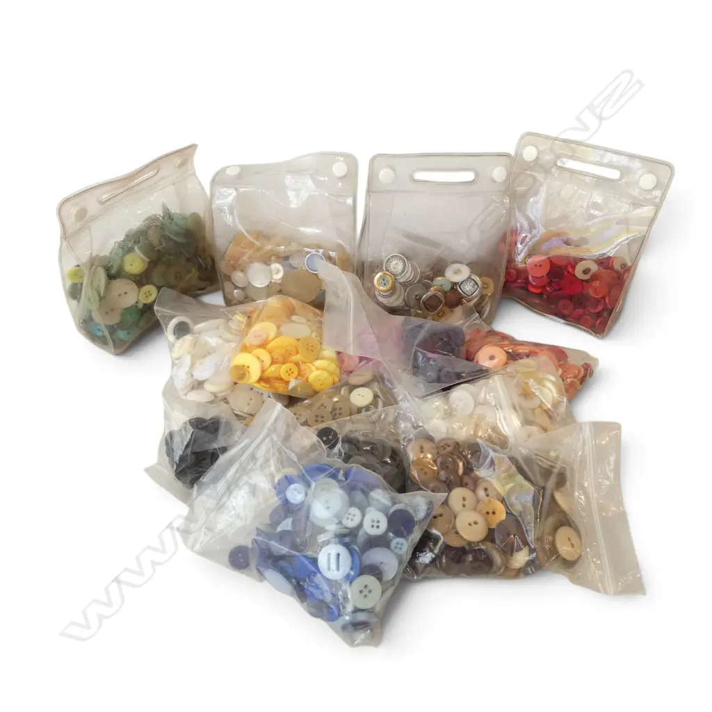 ASST. BUTTONS Image 1++