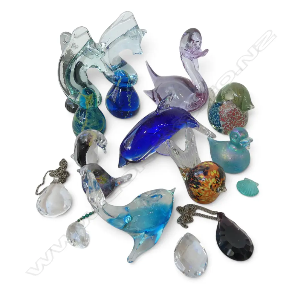 ASST. ART GLASS ANIMALS ETC Image 1++