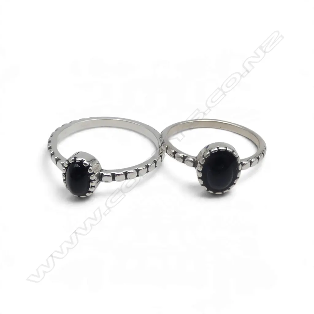 2 STG SILVER & ONYX RINGS 2.12gms each SIZE L & P Image 1++