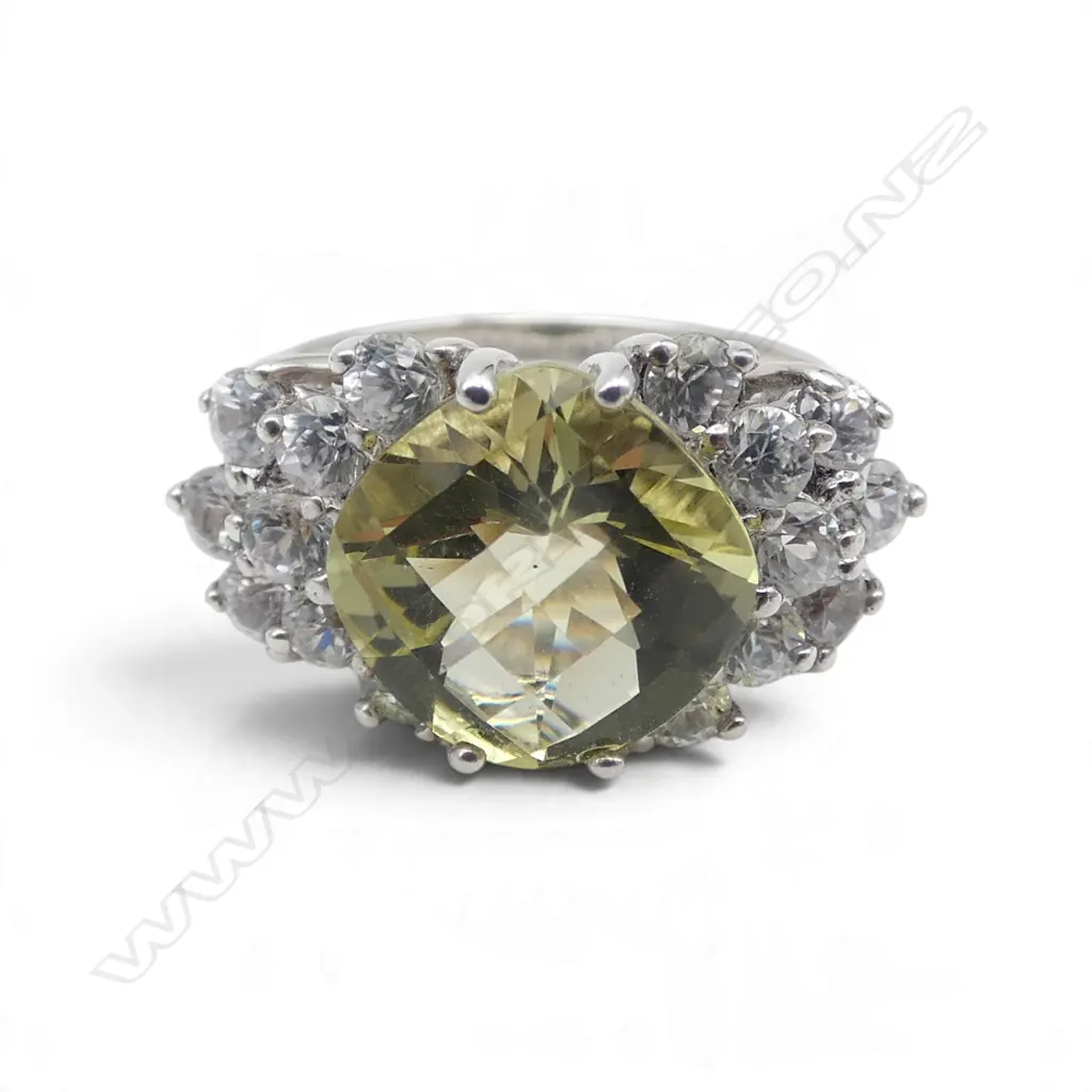 SILVER YELLOW QUARTZ & TOPAZ CLUSTER RING, 5.5cts, size M Image 1++