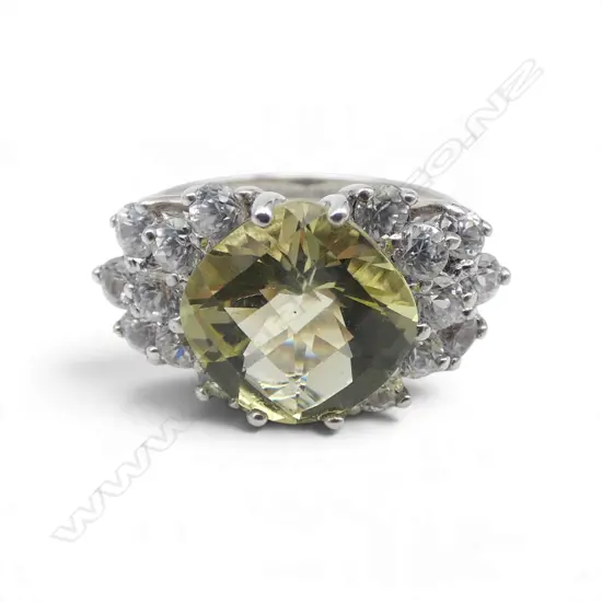 SILVER YELLOW QUARTZ & TOPAZ CLUSTER RING, 5.5cts, size M