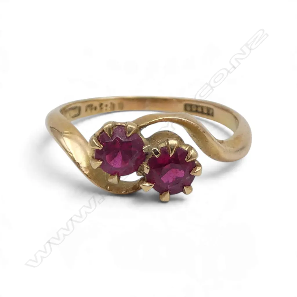 18ct GOLD & SYNTHETIC RUBY, 2.45gm, SZ K1/2 Image 1++