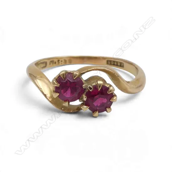 18ct GOLD & SYNTHETIC RUBY, 2.45gm, SZ K1/2