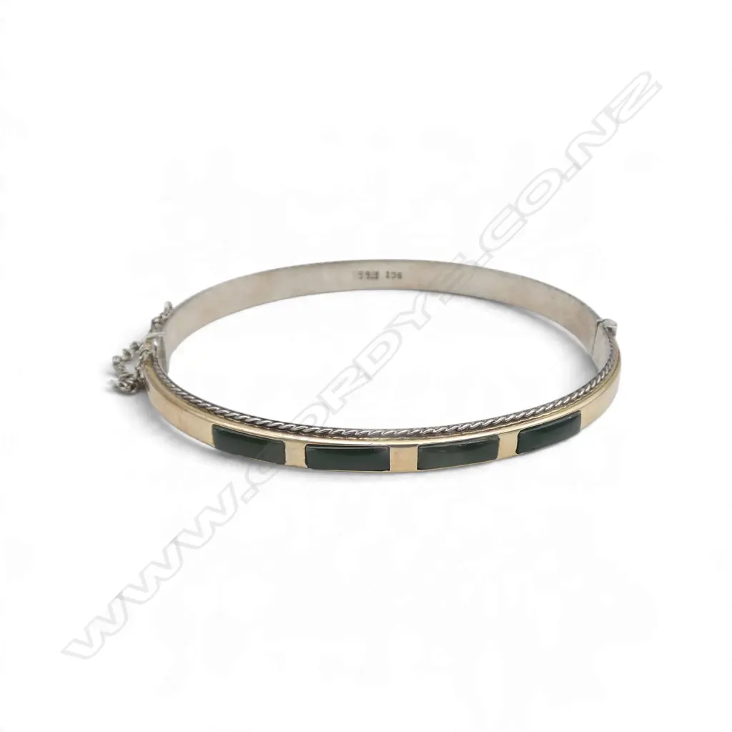 9ct on SILVER BANGLE w POUNAMU INLAY Image 1++