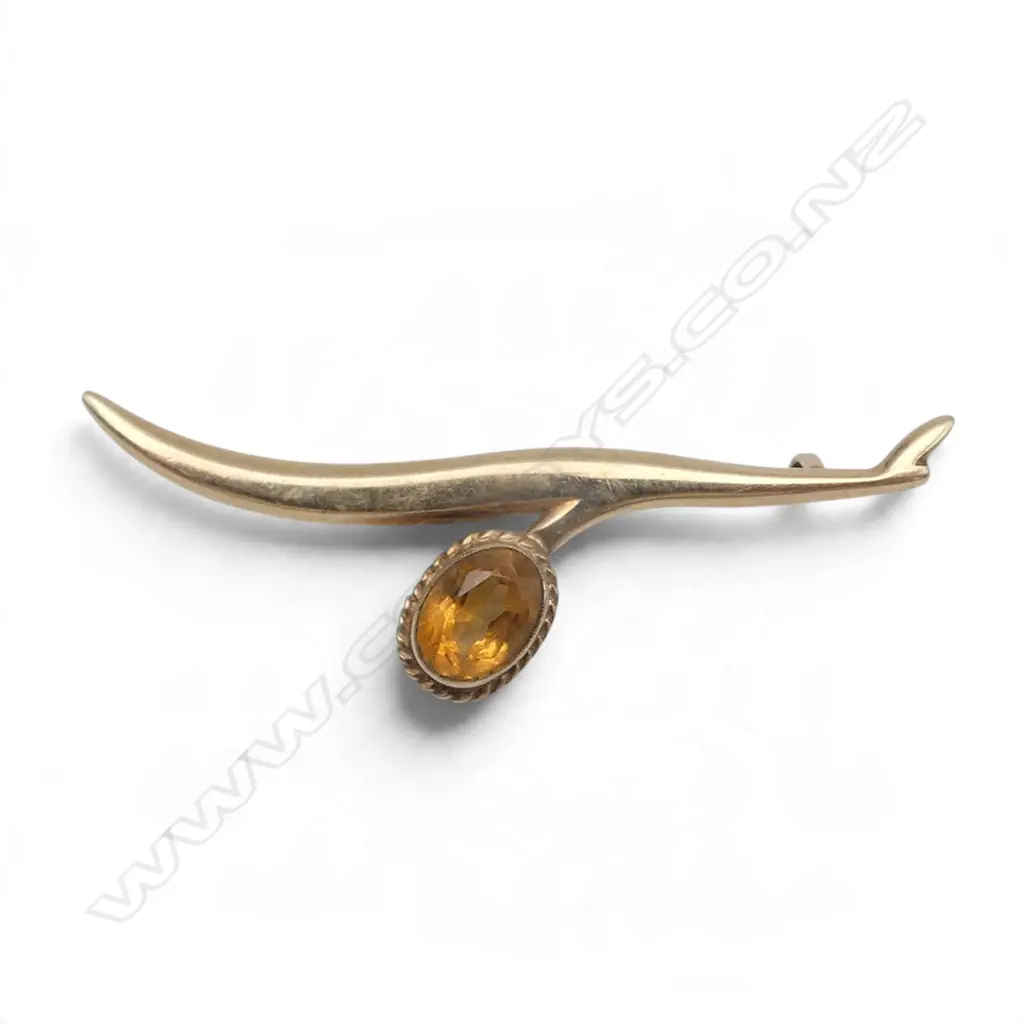 10CT BAR BROOCH W.50mm 2.9gms Image 1++