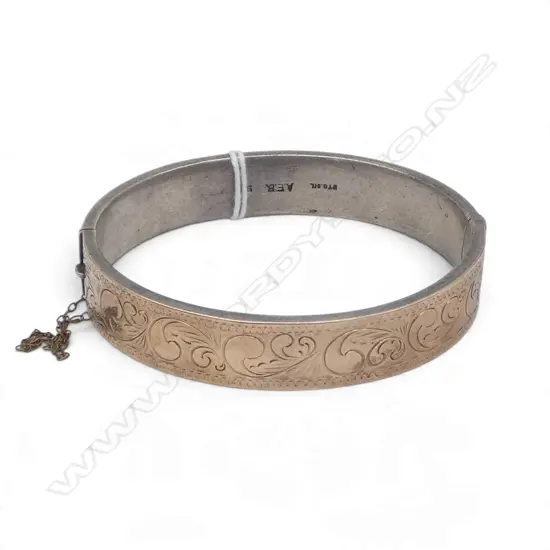9CT / STG SILVER BANGLE 21gms