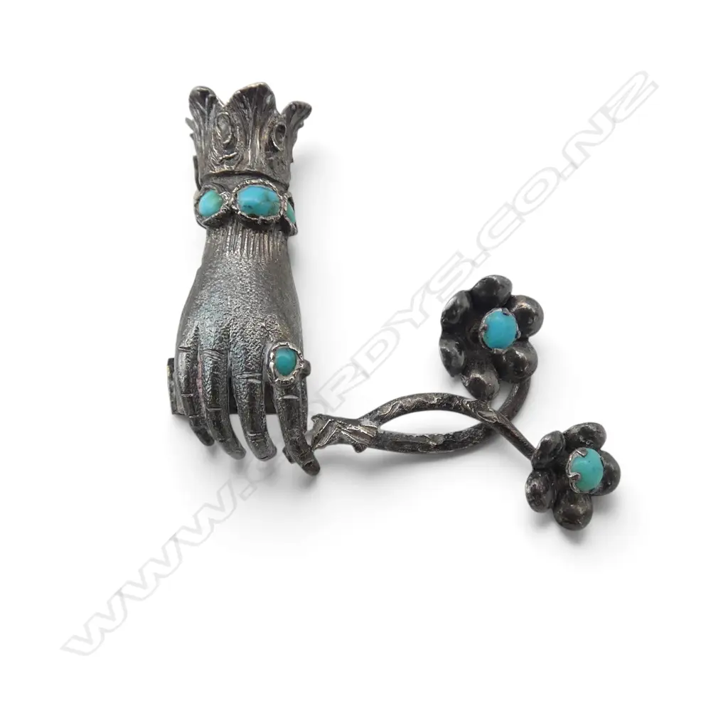 VINTAGE GLOVED HAND & TURQUOISE BROOCH Image 1++