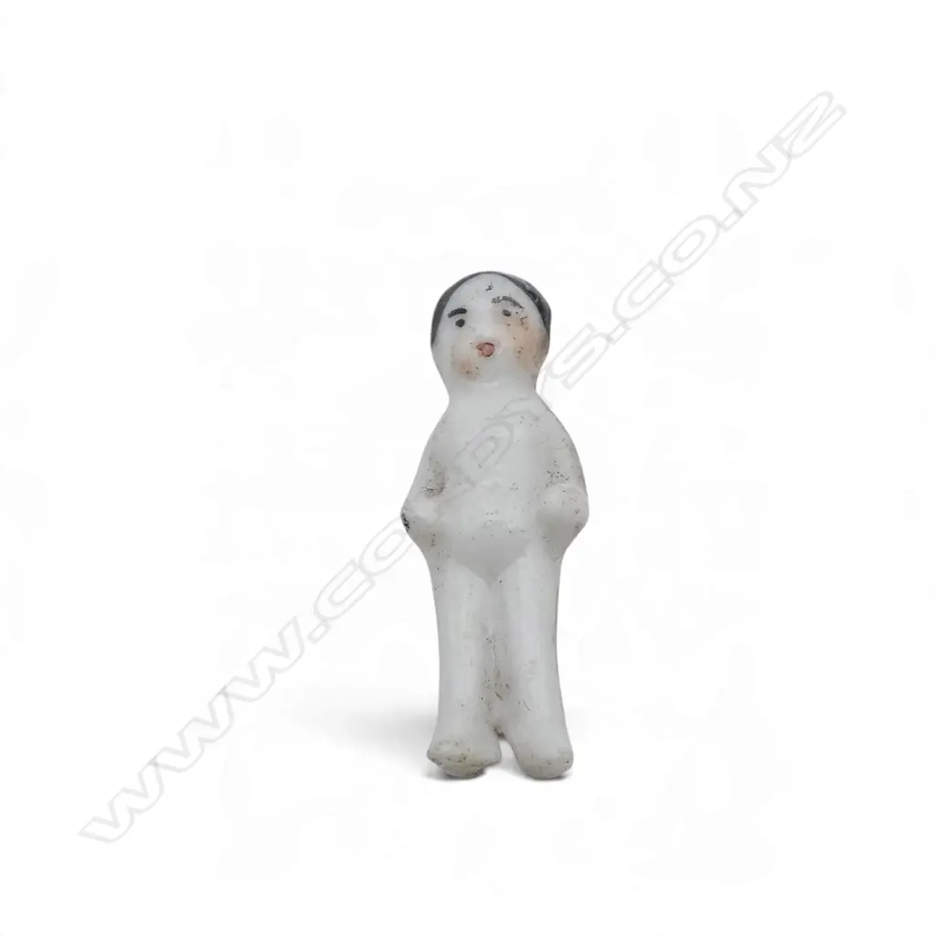 MINIATURE ANTIQUE PORCELAIN FROZEN CHARLOTTE / PUDDING DOLL 27mm Image 1++