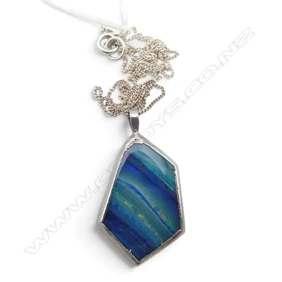 LARGE BOULDER OPAL PENDANT 40 x 27mm in silver mount on silver chain.