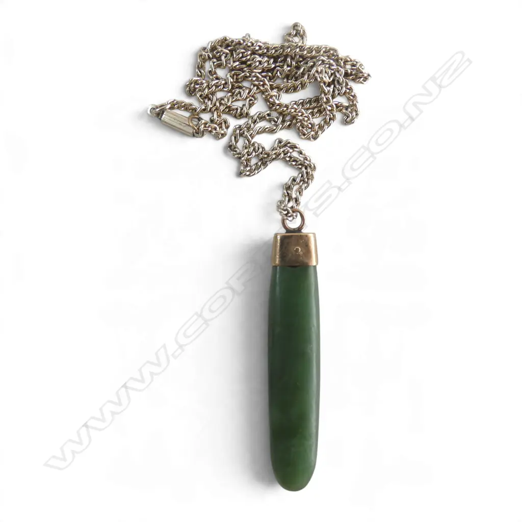 KAHURANGI POUNAMU PENDANT w. 9ct mount  Image 1++