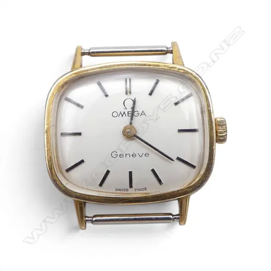 VINTAGE LADIES GOLD PLATE OMEGA WRIST WATCH no strap. Running