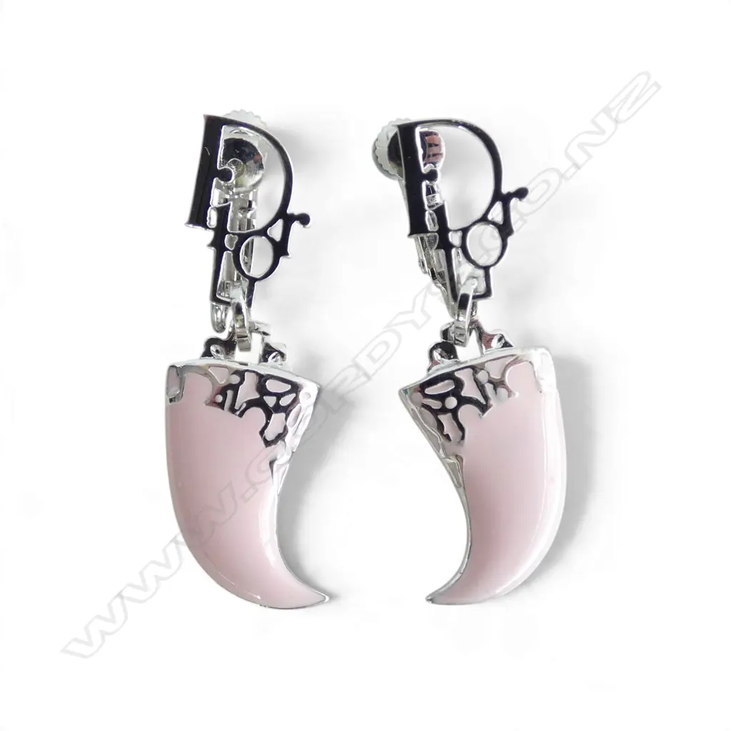 CHRISTIAN DIOR SHARK TOOTH FASHION EARRINGS, screw backs/CLIP. AS NEW Image 1++