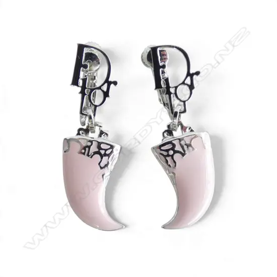 CHRISTIAN DIOR SHARK TOOTH FASHION EARRINGS, screw backs/CLIP. AS NEW
