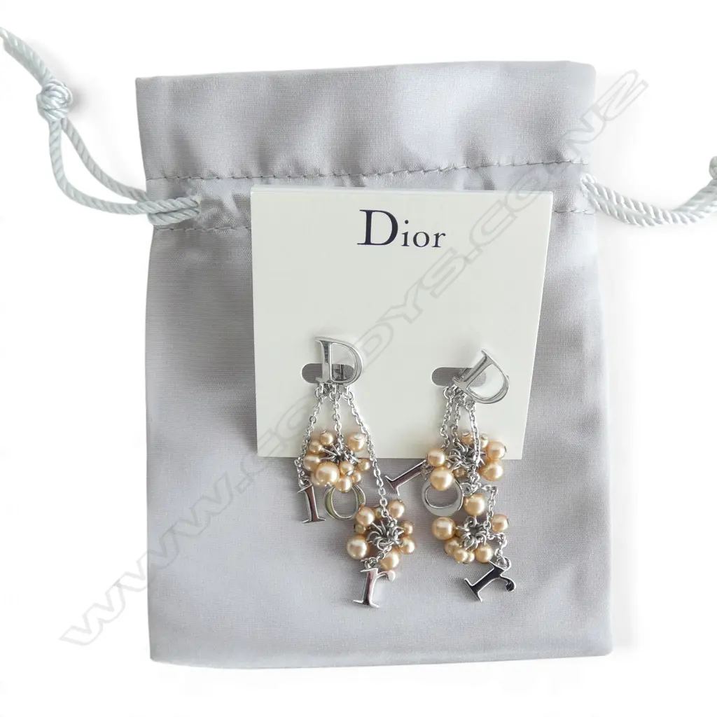 CHRISTIAN DIOR 'PEARL LOOK' FASHION EARRINGS, screw backs, unused Image 1++