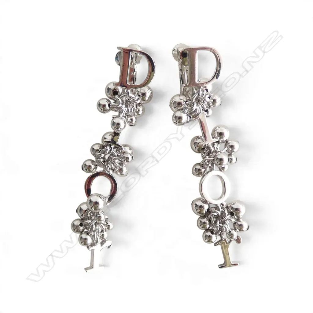 CHRISTIAN DIOR 'SILVER LOOK' FASHION EARRINGS, screw backs, unused Image 1++