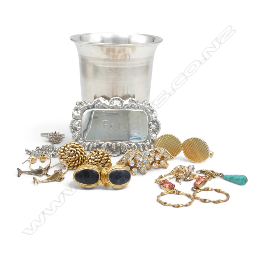 SILVER CUP (97.3%) 39gms + ASST. SILVER / SILVER GILT / COSTUME JEWELLERY, EP PORT DECANTER LABEL Image 1++