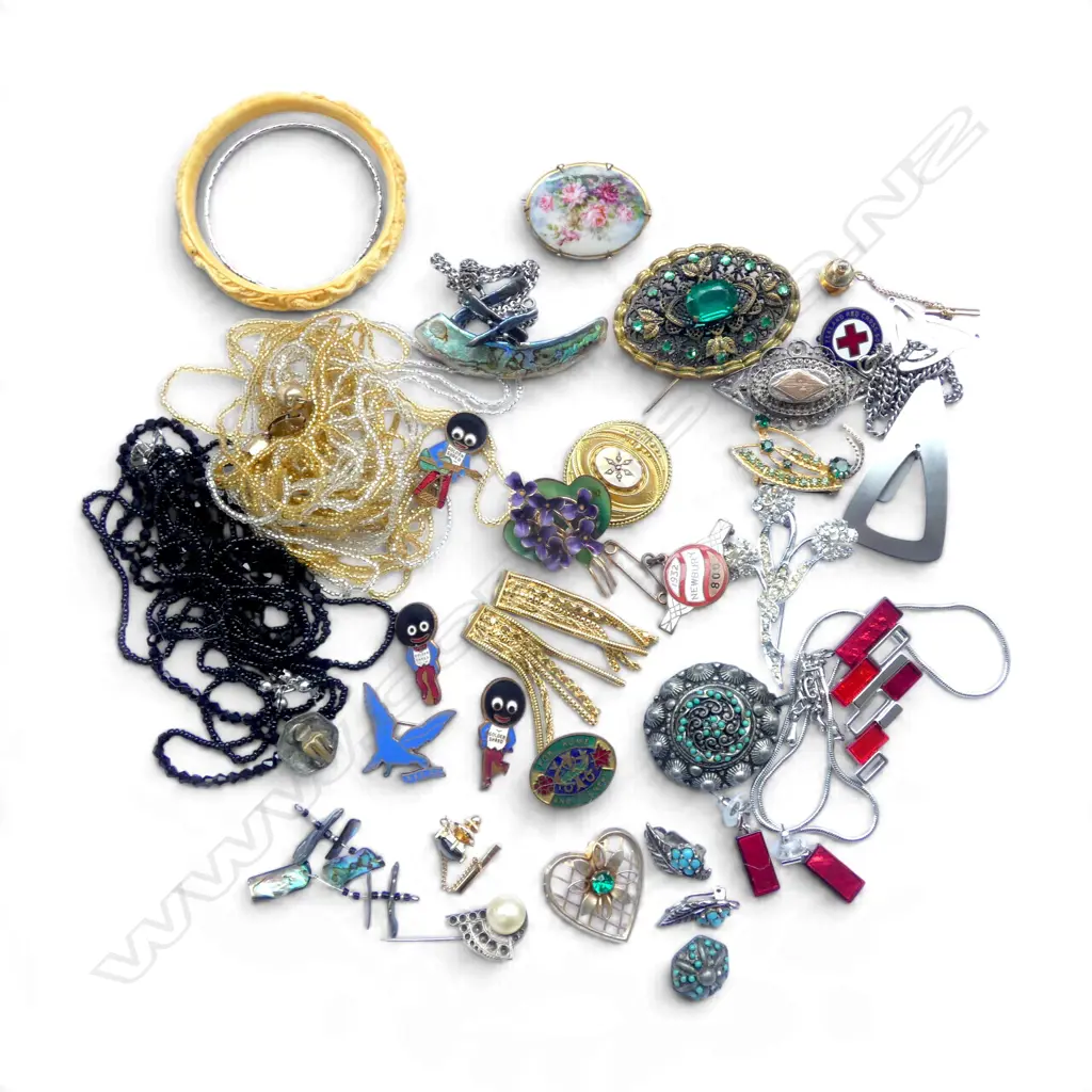 ASST. COSTUME JEWELLERY etc Image 1++