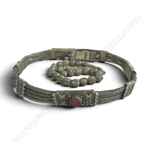 2 ANTIQUE YEMENI or BEDOUIN SILVER PLATE? KIRDAN BRIDAL NECKLACE AND BELT