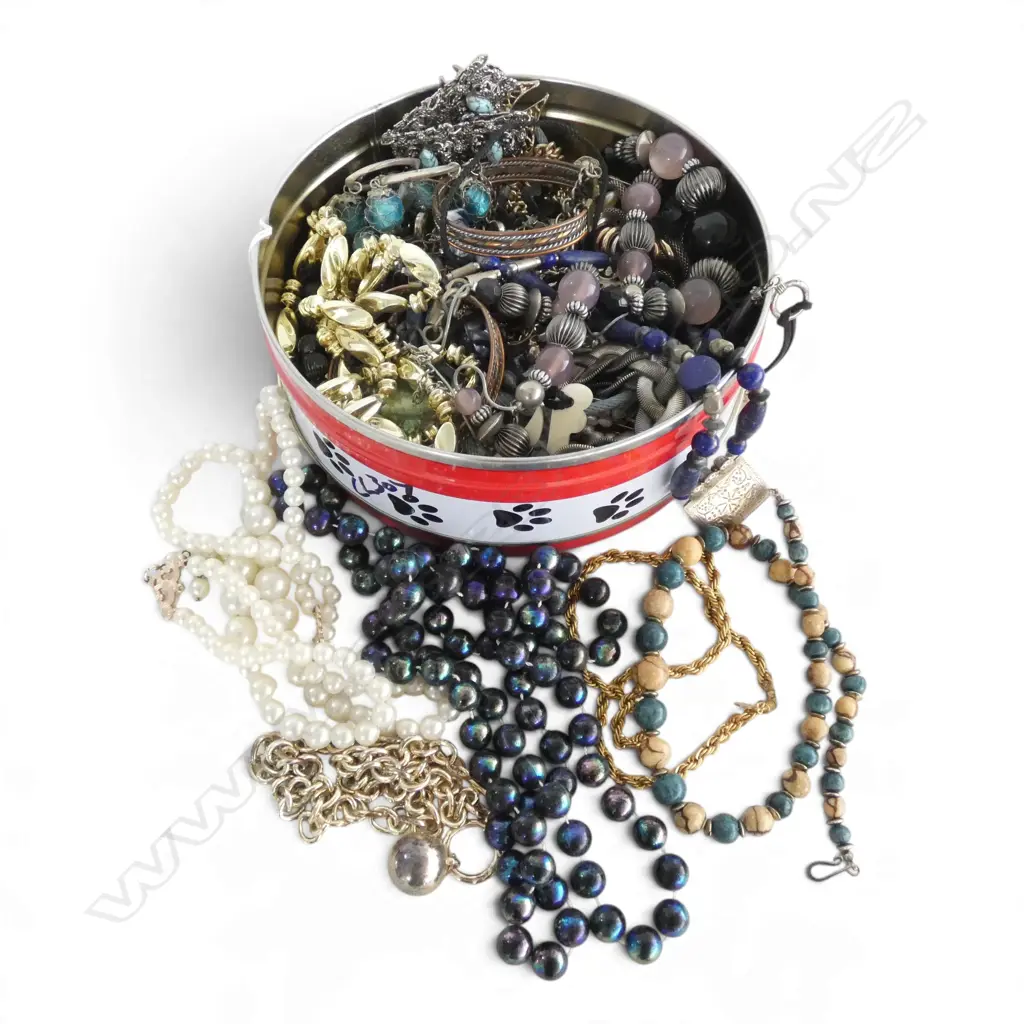 ASST COSTUME JEWELLERY Image 1++