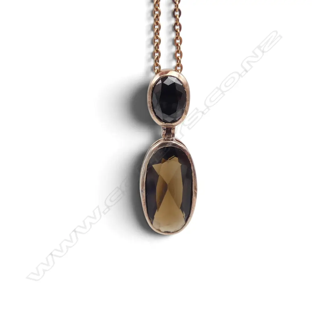 9ct ROSE GOLD NECK CHAIN 2.4gms with gold plate framed pendant w two faceted topaz Image 1++