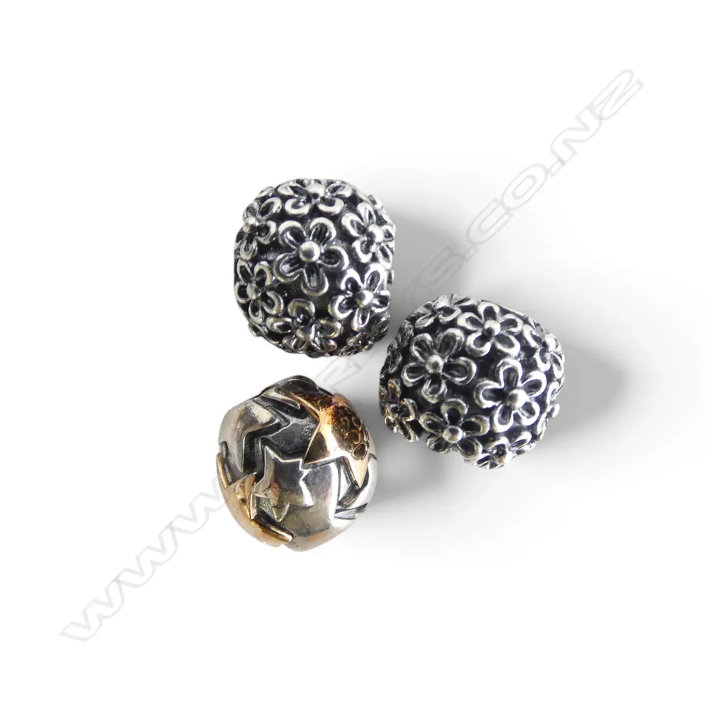 3 LRG PANDORA SILVER CHARMS one w 14ct gold star detail, 35.40gm Image 1++