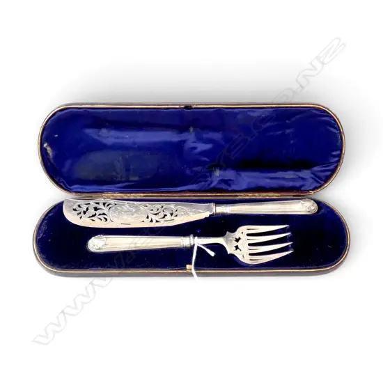 STG SILVER FISH SERVERS, LONDON 1861 CASED