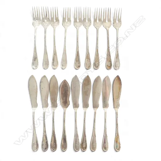 18 .800 GERMAN SILVER FISH KNIVES & FORKS 824gms