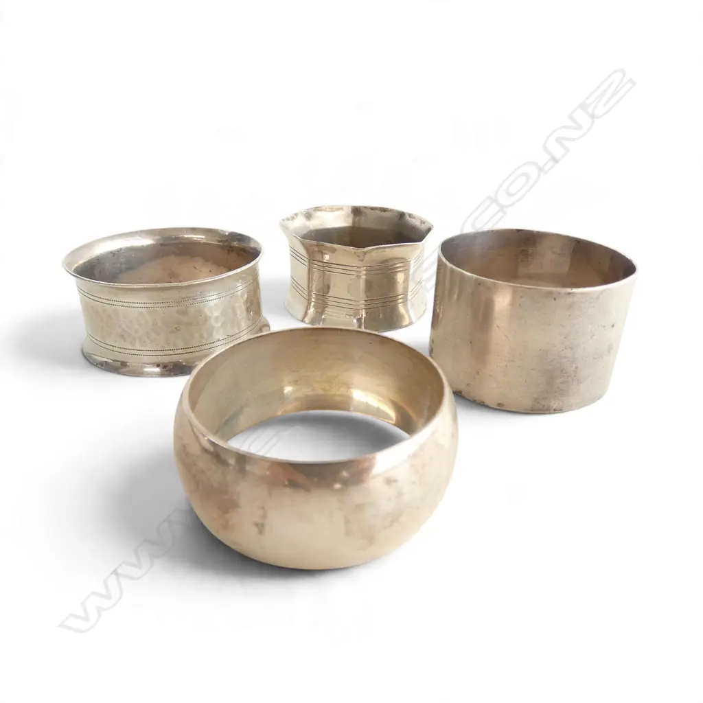 4 STG SILVER NAPKIN RINGS, NO INITIALS, SILVER STAMPS, 97gms Image 1++