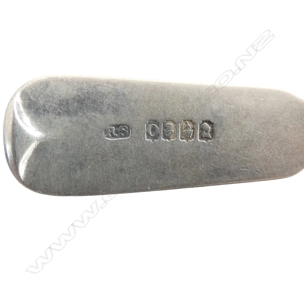 5 PCS STG SILVER - 2 GEO.IV FORKS DUBLIN 1810 & 3 WM.IV SPOONS DUBLIN 1834, ENGRAVED CREST, 164gms, SOME WEAR, L.170m Image 1++