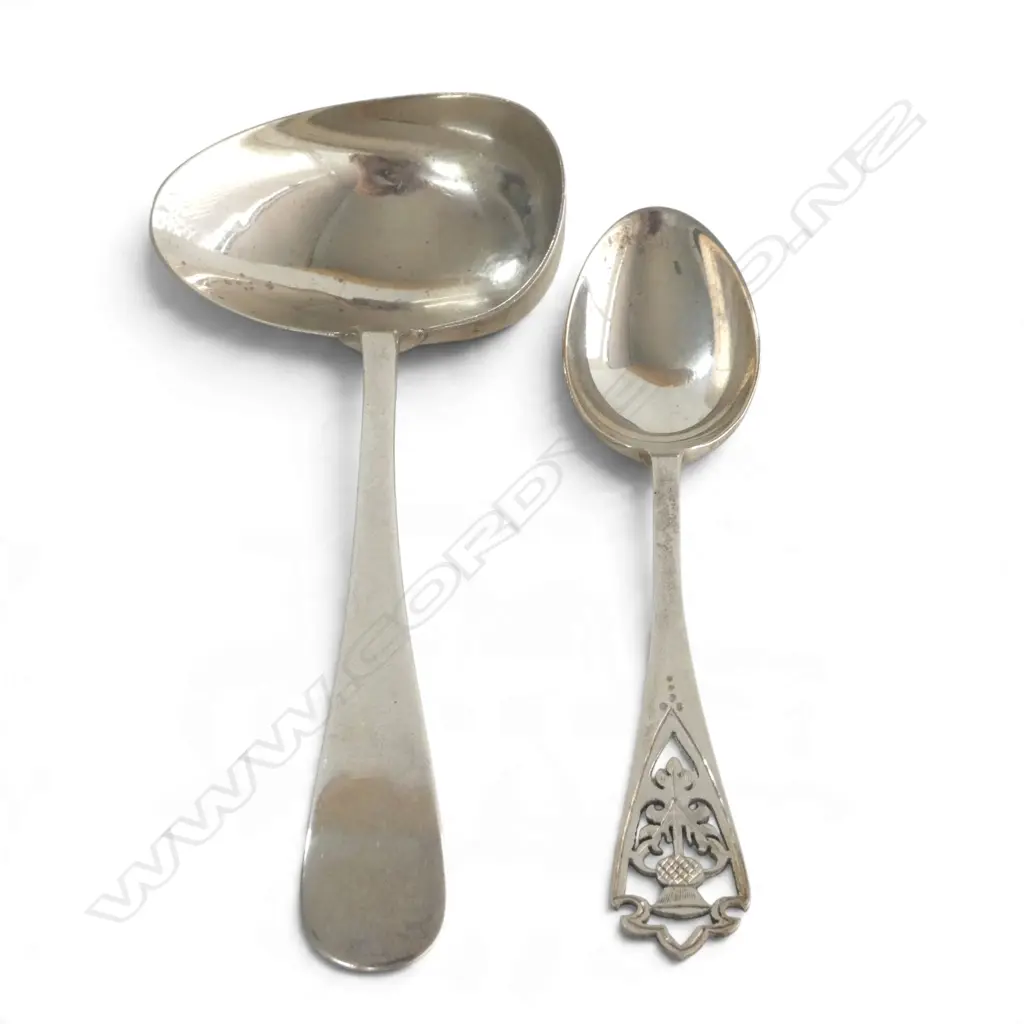 STG SILVER SUGAR SHOVEL & TEASPOON 45gms Image 1++