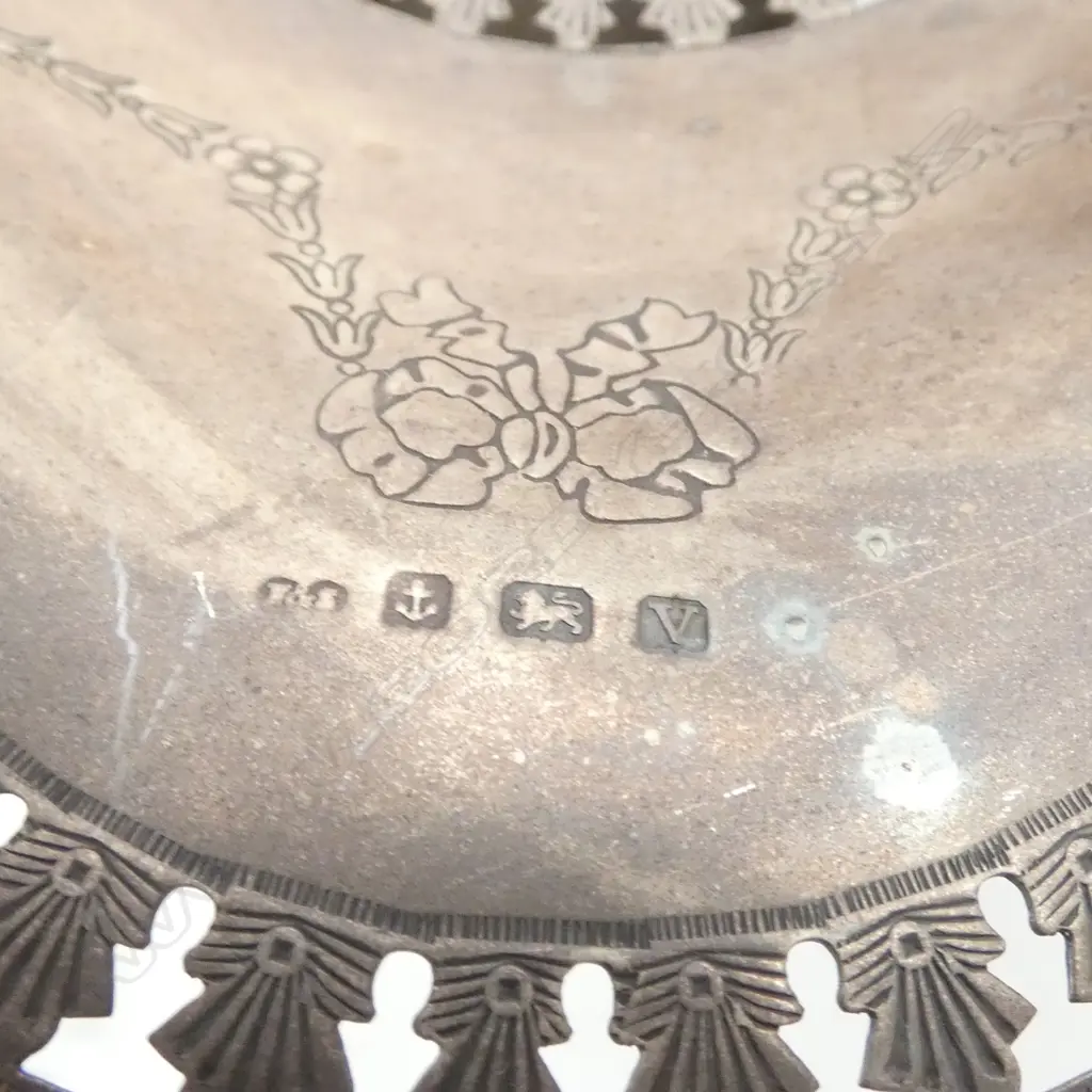 STG SILVER FOOTED BASKET, BIRMINGHAM 1920, 591gms Image 1++