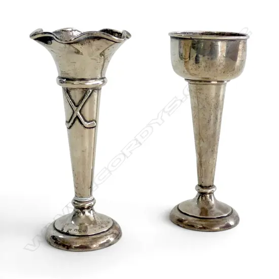 2 VINTAGE SILVER BUD VASES  golfing trophies. H.135mm. Oak bases. 183gms including oak