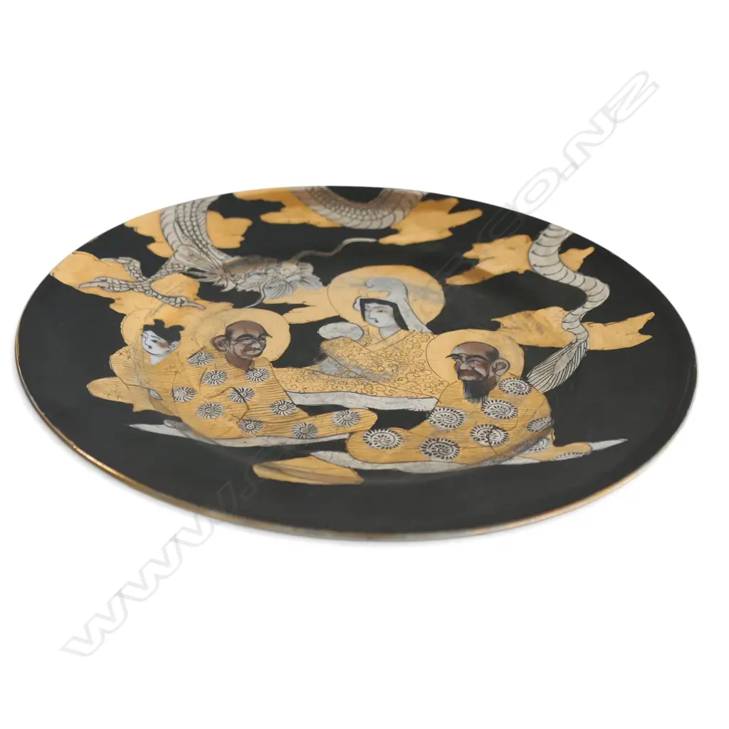HAND PAINTED VINTAGE JAPANESE SATSUMA PORCELAIN PLATE, MONKS & DRAGON, DIA.190MM Image 1++